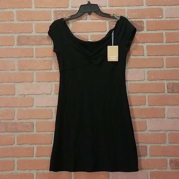 Reformation Sweet Dress - Picture 2 of 4